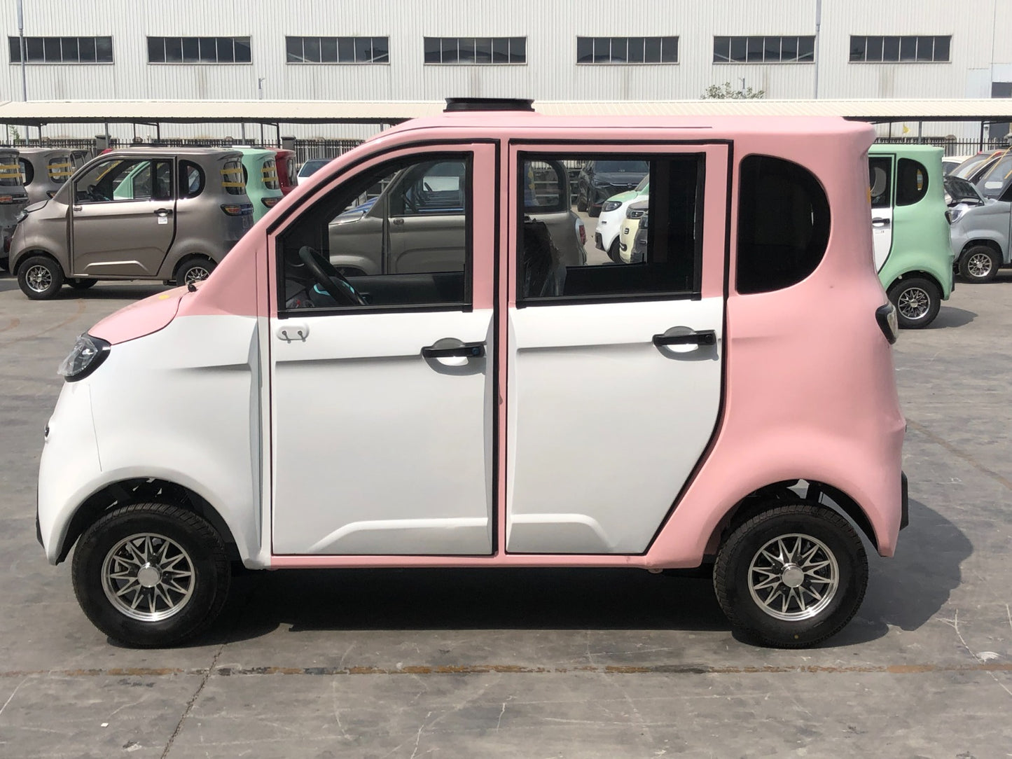 (ACOMPTE) FBLM-PLUS  08 – Mini voiture électrique (Rose & Blanc)
